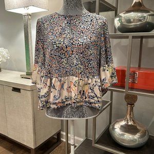 BCBG MaxAzria Floral Cropped Top